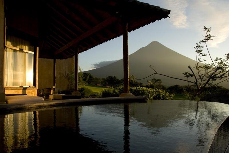 Hotel La Reunion Golf Resort And Residences Antigua Rum bild