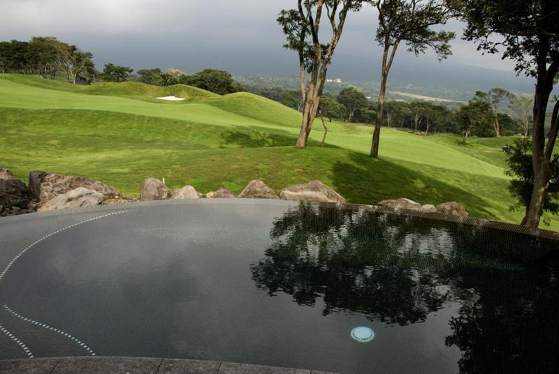 Hotel La Reunion Golf Resort And Residences Antigua Rum bild