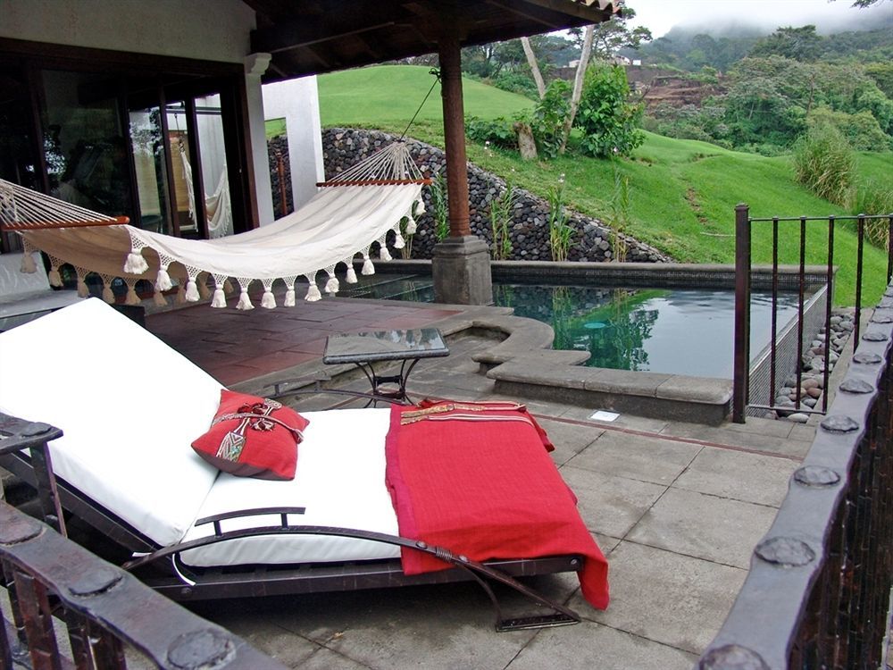 Hotel La Reunion Golf Resort And Residences Antigua Bekvämligheter bild